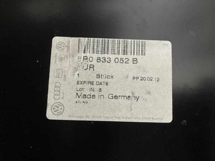 AUDI Q5 รุ่นโฉม 8R ปี 2008 2009 2010 2011 2012 2013 2014 2015 2016 -2017 ประตูหลัง ขวา ของแท้ เป็นของใหม่ครับ Part 8R0833052B รูปที่ 3