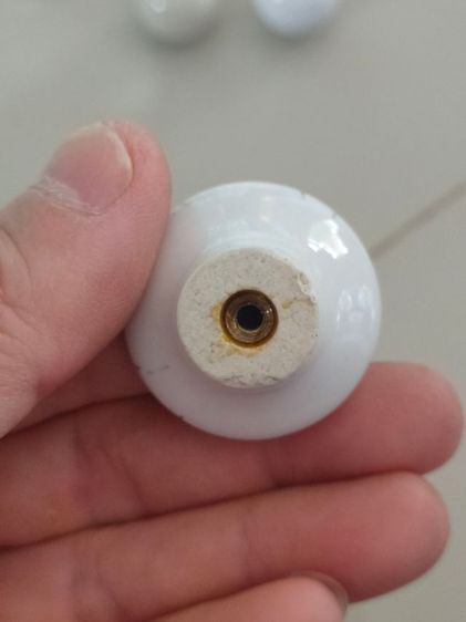 มือจับตู้เซลามิก วินเทจของแท้ ยุค 70-80 มีหลายคู่ครับ ขายเป็นคู่ รูปที่ 2