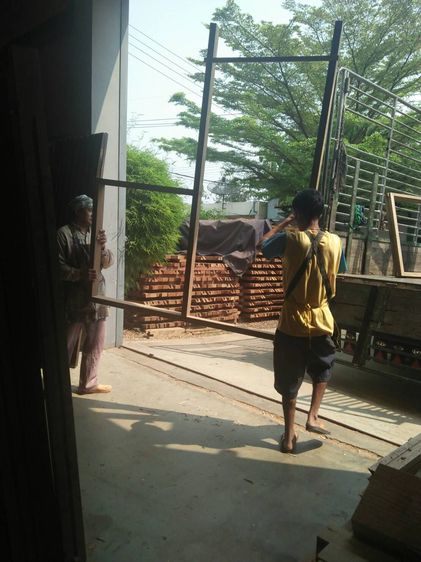 วงกบไม้พ่วงข้าง พร้อมประกอบ พร้อมใช้งาน รับผลิตตามแบบ ตามขนาด  ผลิตตรงจากโรงงานของเราเอง  มีบริการขนส่ง รูปที่ 5