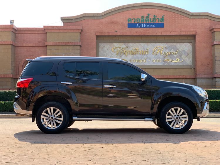 Isuzu MU-X 2018 3.0 Utility-car ดีเซล เกียร์อัตโนมัติ น้ำตาล รูปที่ 3