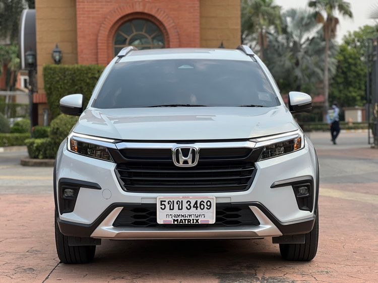 Honda BR-V 2022 1.5 EL Utility-car เบนซิน เกียร์อัตโนมัติ ขาว รูปที่ 2