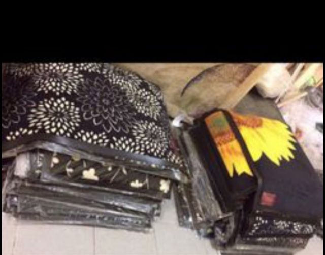 พรมให้ปีใหม่นำเข้า ยุโรป เลิกกิจการ