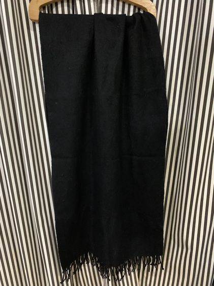 ผ้าพันคอแคชเมียร์ HEATTECH  ผ้านุ่ม สีดำ คลุมไหล่ คลุมคอ เหมาะกับไปที่อากาศหนาว ช่วยให้อุ่นได้ดี  ใช้ได้ทั้งผู้หญิงและผู้ชาย    รูปที่ 4