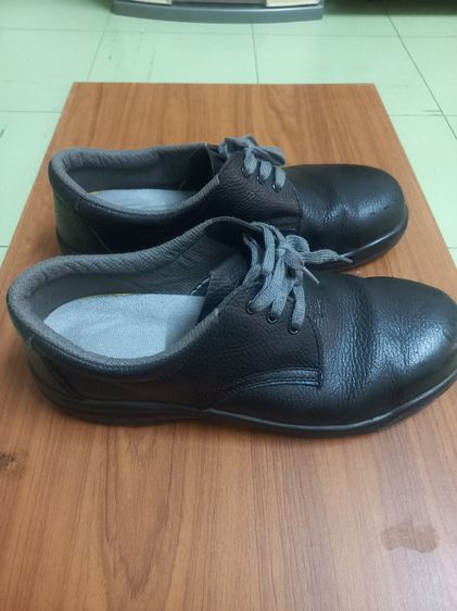 รองเท้าเซฟตี้ ไซต์ 43-44 สภาพดี รูปที่ 3