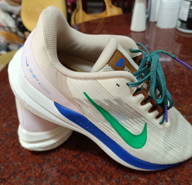 ขายถูก Nike run size 42.5 27cm ของแท้  สภาพสวย ใส่สบายนุ่ม รูปที่ 2