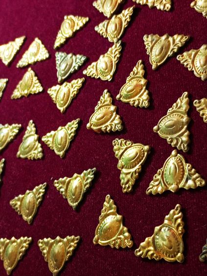 ฝรั่งเศส..แผ่นหลุยส์ลายนูนเนื้อทองเหลืองแท้จากฝรั่งเศส (ไว้แต่งสิ่งของทั่วไป) รูปที่ 14