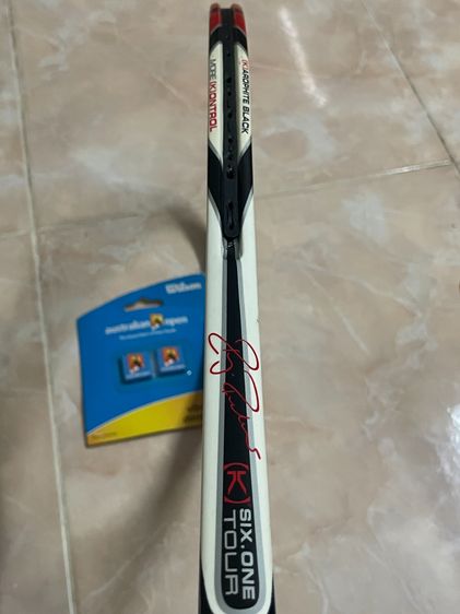 raket tenis wilson k factor six one tour 90 รูปที่ 4