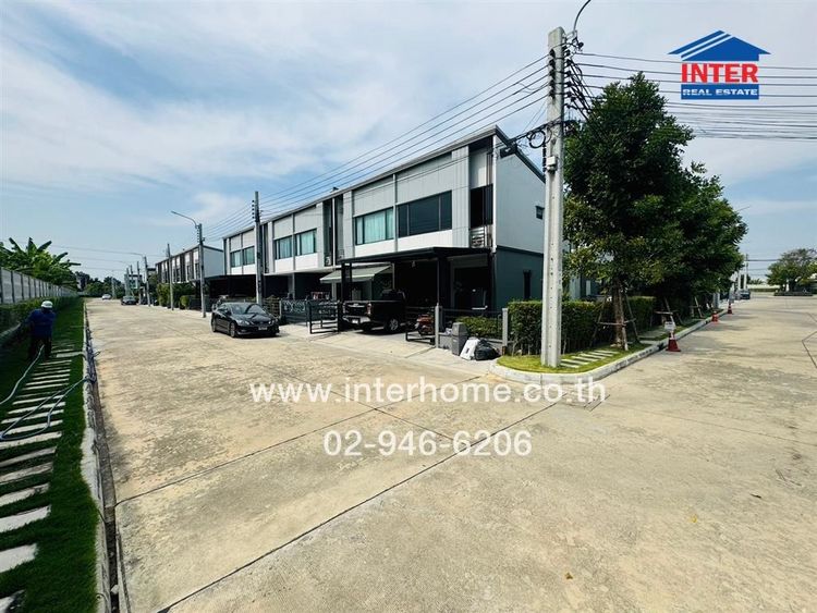 ไม่ใช่ ทาวน์เฮ้าส์ 2 ชั้น 29.6 ตร.ว. หมู่บ้านพลีโน่ พระราม 9-กรุงเทพกรีฑา2 ซอยกาญจนาภิเษก25 แยก1 ถนนรามคำแหง ถนนร่มเกล้า เขตสะพานสูง กรุงเทพมหานคร