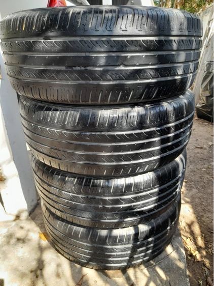 ยางรถยนต์  235 60 17 ปี 2022