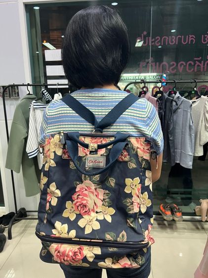 ไม่ระบุ หลากสี ผ้า อื่นๆ กระเป๋าเป้