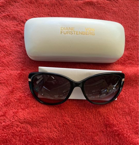 แว่นกันแดด sunglasses ยี่ห้อ DIANE VON FURSTENBERG