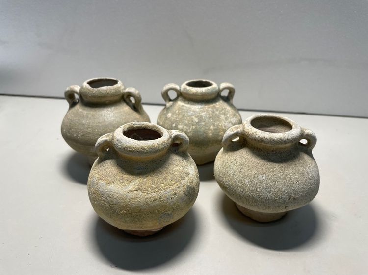 กระปุกเล็กโบราณ ศรีสัชนาลัย สมบูรณ์ 