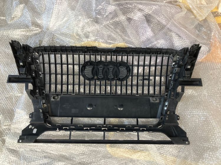 กระจังหน้า Audi Q5 Quattro รุ่น Pre Facelift และ Facelift ของแท้ มือสอง รูปที่ 10