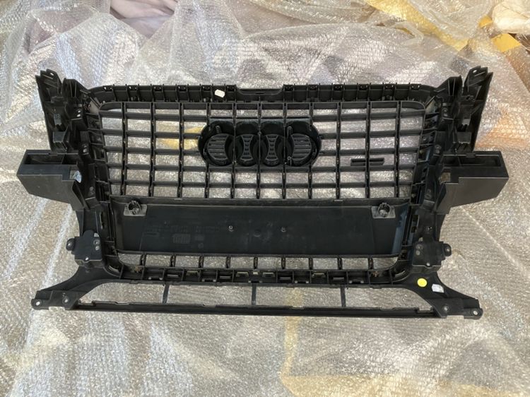 กระจังหน้า Audi Q5 Quattro รุ่น Pre Facelift และ Facelift ของแท้ มือสอง รูปที่ 5