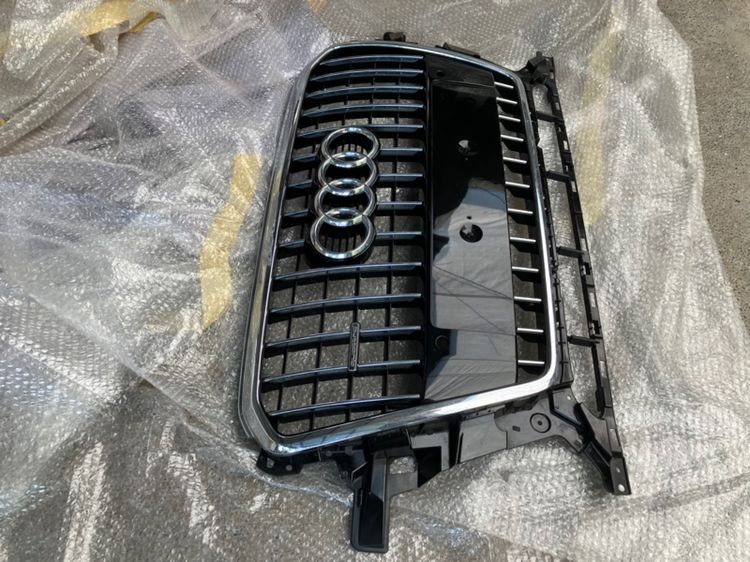 กระจังหน้า Audi Q5 Quattro รุ่น Pre Facelift และ Facelift ของแท้ มือสอง รูปที่ 12