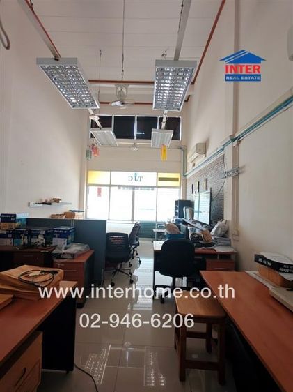 ไม่ใช่ อาคารพาณิชย์ 3.5 ชั้น 44.9 ตร.ว หมู่บ้านมนเทียรทิพย์ คู้บอน1 ซอยคู้บอน27 ถนนรามอินทรา ถนนคู้บอน เขตบางเขน กรุงเทพมหานคร รูปที่ 3