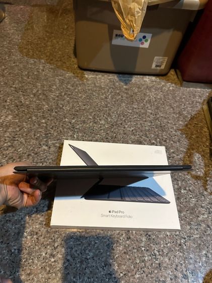 ขายSmart KeyBoard Foilo iPadPro12.9 ของแท้ยกกล่องใช้งานดีของแท้ถูกมากกกกก รูปที่ 16