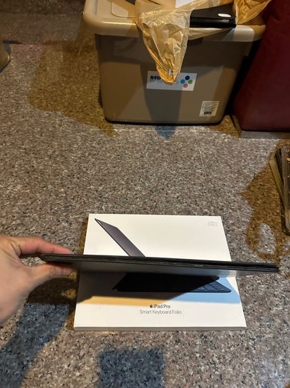 ขายSmart KeyBoard Foilo iPadPro12.9 ของแท้ยกกล่องใช้งานดีของแท้ถูกมากกกกก รูปที่ 15