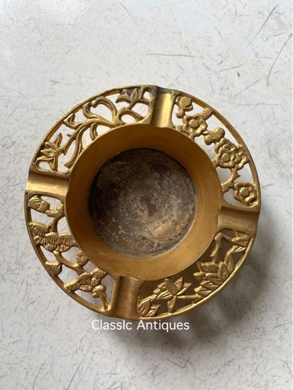 ที่เขี่ย ลายดอกไม้สี่ฤดู ทองเหลืองเก่าสะสม