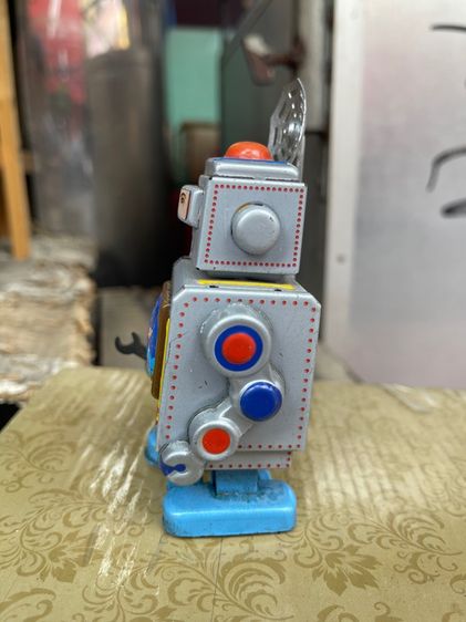 หุ่นยนต์ สังกะสีROBOT ไขลานสะสม A29 รูปที่ 4