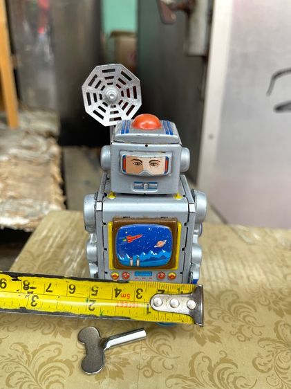 หุ่นยนต์ สังกะสีROBOT ไขลานสะสม A29 รูปที่ 7