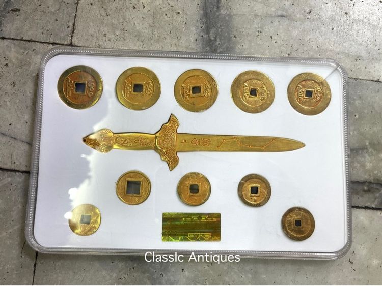 เหรียญจีน พร้อมกระบี่เจ็ดดารา กระไหล่ทอง สะสม รูปที่ 2
