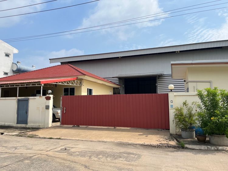 (ขาย) โรงงาน-โกดัง 1 ไร่ พร้อมเครน 5 ตัน บ้าน 2 หลัง