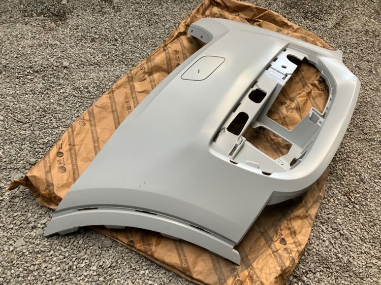 ✅ AUDI Q3 กันชนหน้า ขวา 2011 2012 2013 2014 2015 ของแท้ใหม่ เบิกศูนย์ 8u0807066 รูปที่ 7