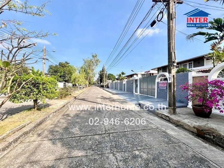 ไม่ใช่ บ้านเดี่ยว 2 ชั้น 188 ตร.ว. หมู่บ้านเสนานิเวศน์โครงการ1 ซอยเสนานิเวศน์1 ถนนเกษตร-นวมินทร์ ถนนเสนานิคม1 เขตบางกะปิ กรุงเทพมหานคร