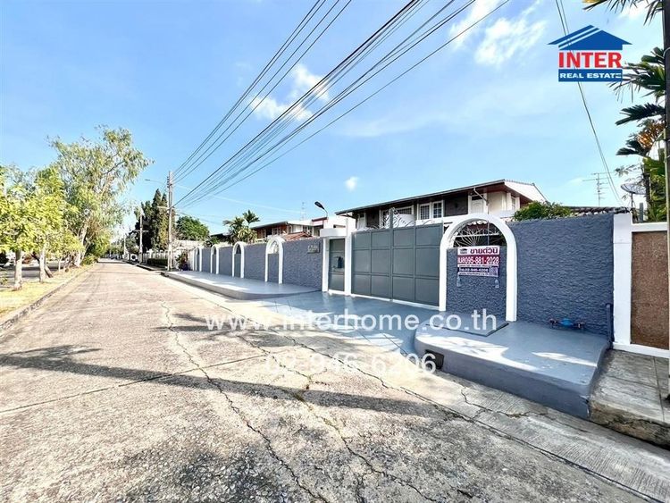 ไม่ใช่ บ้านเดี่ยว 2 ชั้น 188 ตร.ว. หมู่บ้านเสนานิเวศน์โครงการ1 ซอยเสนานิเวศน์1 ถนนเกษตร-นวมินทร์ ถนนเสนานิคม1 เขตบางกะปิ กรุงเทพมหานคร รูปที่ 4