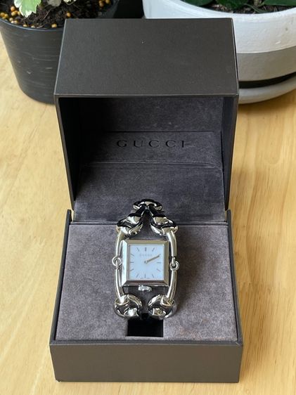 GUCCI Signoria 116.5 Stainless Steel Quartz Ladies Watch Silver White Dial  รูปที่ 3