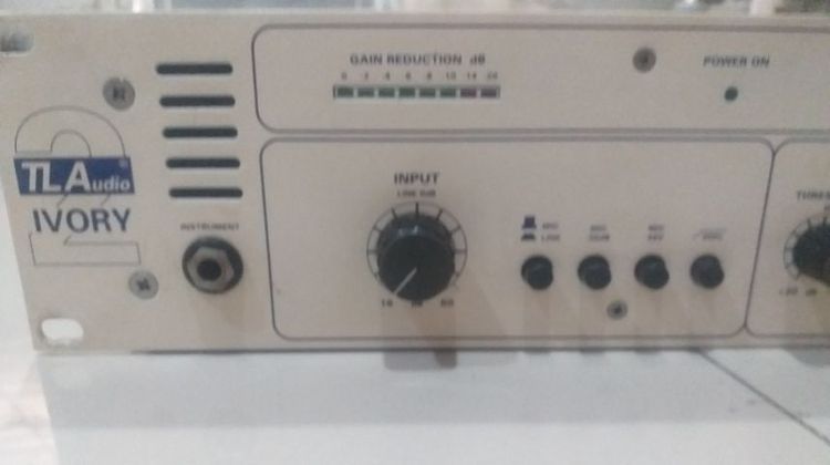 TL Audio 5050 Tube Preamp สภาพดี รูปที่ 4