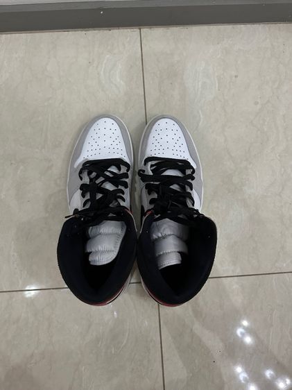 รองเท้าผ้าใบ Nike Air Jordan 1 Retro High OG Smoke Grey รูปที่ 4