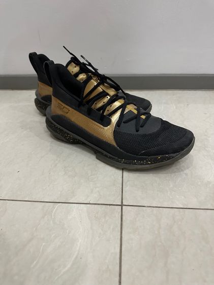 รองเท้าบาส Curry 7 Black Gold รูปที่ 3