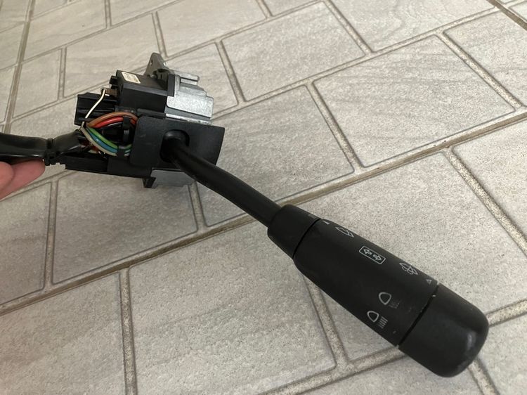 อะไหล่ Benz W202 C Class พวงมาลัย ก้านไฟเลี้ยว คอพวงมาลัย สายแตร สายairbag ครอบคอพวงมาลัย แกนพวงมาลัย ช่องเสียบกุญแจสตาร์ทรถ รูปที่ 3