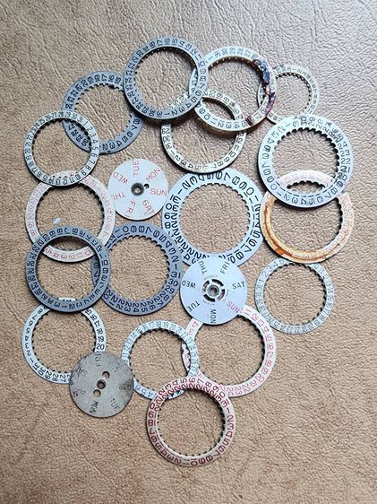 ขอบวันที่ ทั้งหมด  เก่าเก็บเดิมๆ สวยหายาก คละขนาด   ของเก่าเก็บเดิมๆ พร้อมส่ง รูปที่ 5