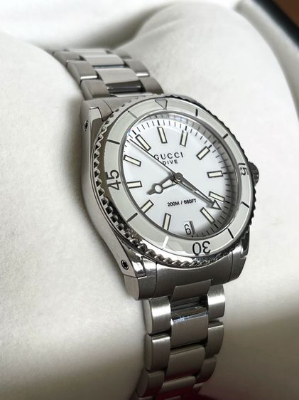 GUCCI Dive YA136402 136.4 32mm White Dial Women's Quartz Watch รูปที่ 3
