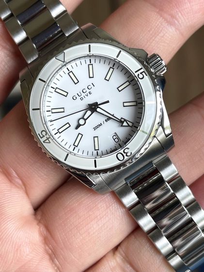GUCCI Dive YA136402 136.4 32mm White Dial Women's Quartz Watch รูปที่ 8