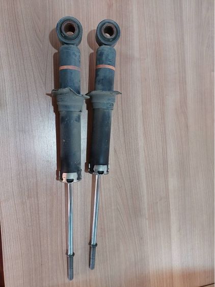 โช๊คเดิม Sienta