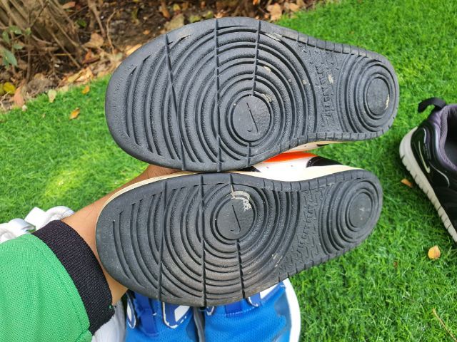 รองเท้าผ้าใบเด็กโตแบรนด์เนมสภาพดีหมดมีรอยใช่งานบ้าง้ล็กน้อย รูปที่ 6