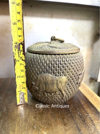 โถ ลายวัวจีน ทองเหลืองสะสมA8 รูปที่ 11