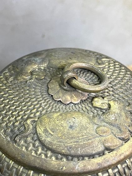 โถ ลายวัวจีน ทองเหลืองสะสมA8 รูปที่ 6