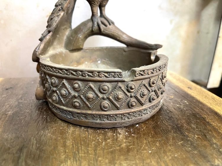 นกยูง ที่เขี่ย ทองเหลืองสะสมA1 รูปที่ 5