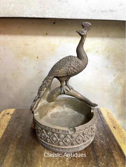 นกยูง ที่เขี่ย ทองเหลืองสะสมA1