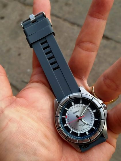 นาฬิกา Casio ถ่าน
สภาพดี เดินดี ใช้งานปกติ รูปที่ 7
