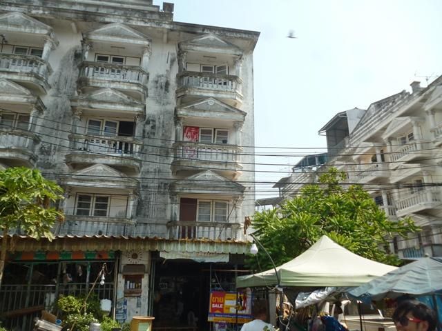 ใช่ 💖 ทาวน์เฮ้าส์ ราษฎร์บูรณะ ราคาพิเศษ! 💖