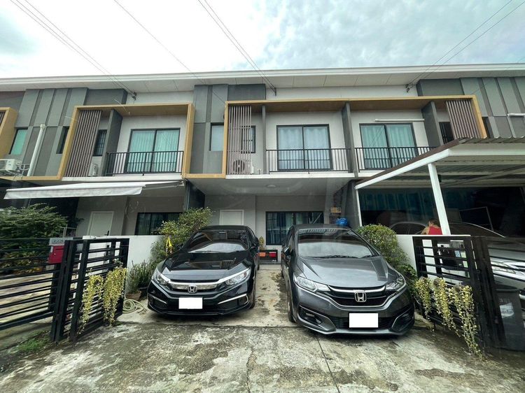 ใช่ 💖 ทาวน์เฮ้าส์ ประเวศ ราคาพิเศษ! 💖