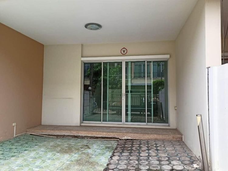 ใช่ 💖 ทาวน์เฮ้าส์ หนองแขม ราคาพิเศษ! 💖 รูปที่ 2