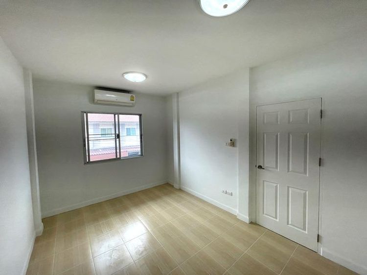 ใช่ 💖 ทาวน์เฮ้าส์ คลองสามวา ราคาพิเศษ! 💖 รูปที่ 3