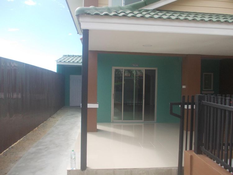 ใช่ 💖 ทาวน์เฮ้าส์ เมืองฉะเชิงเทรา ราคาพิเศษ! 💖 รูปที่ 2